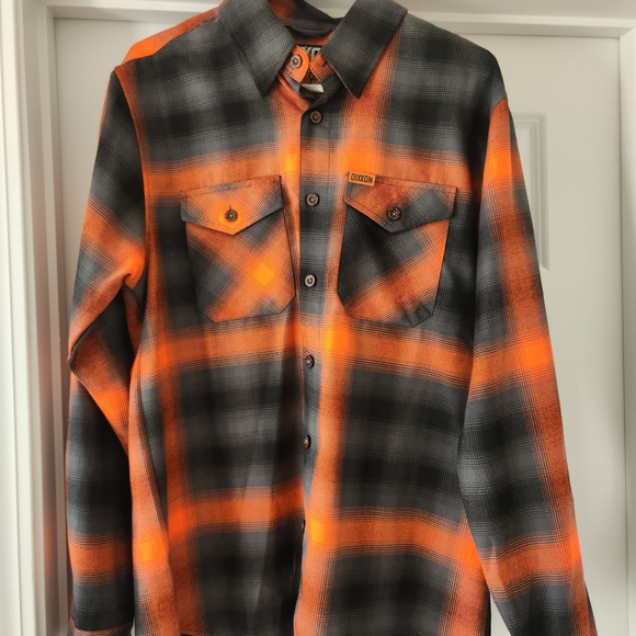 Dixxon flannel Button-Up Shirt - Picture 1 of 3